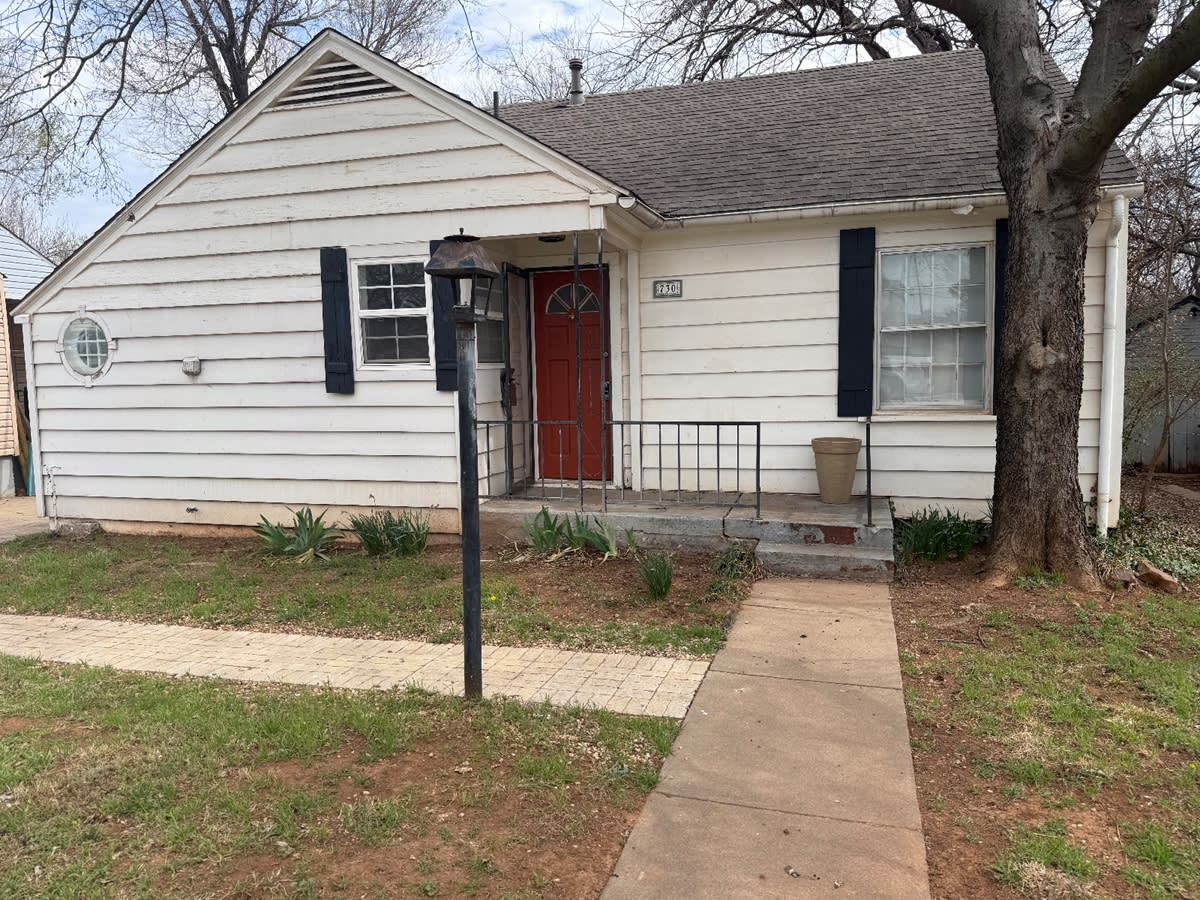 730 South Littler Avenue – photo 1