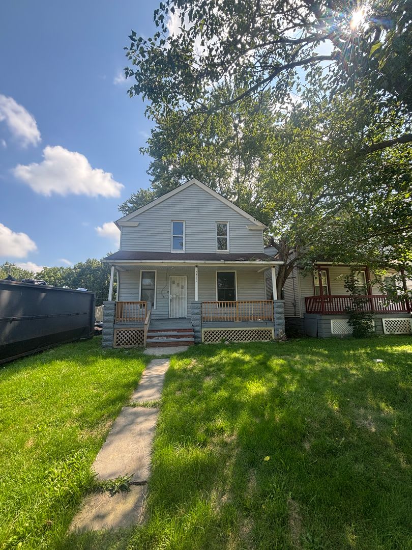 3bd Single Section 8/Cash Pay – photo 1