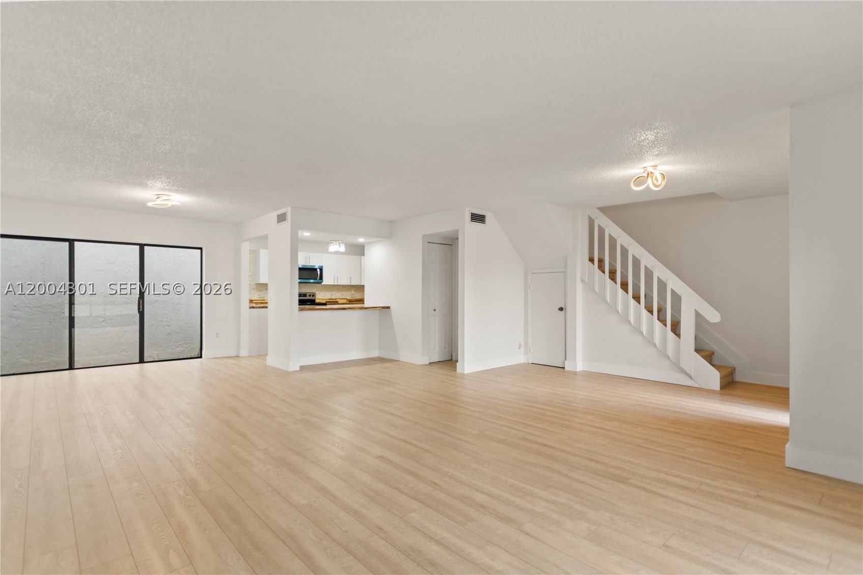 6745 NW 169th St – photo 1
