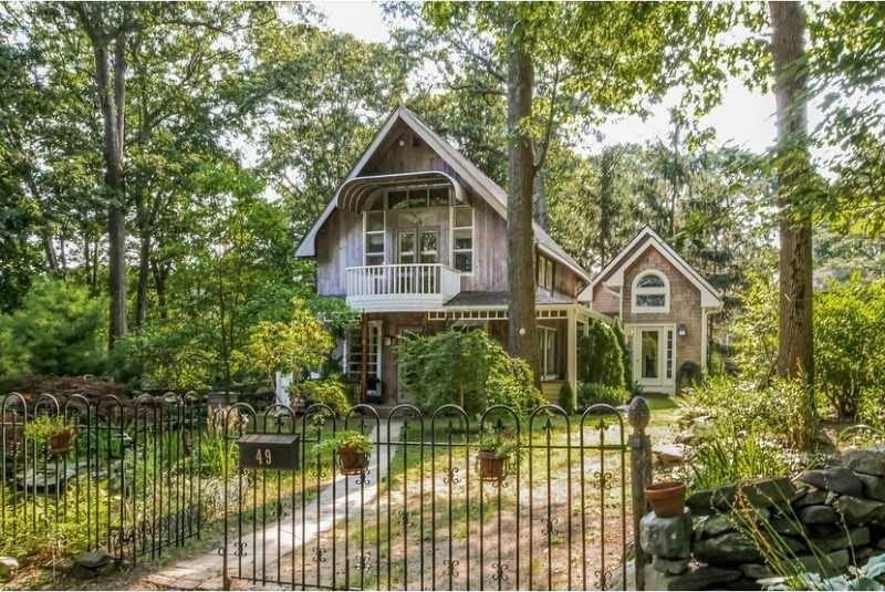 49 Sanford Avenue – photo 1 of 19