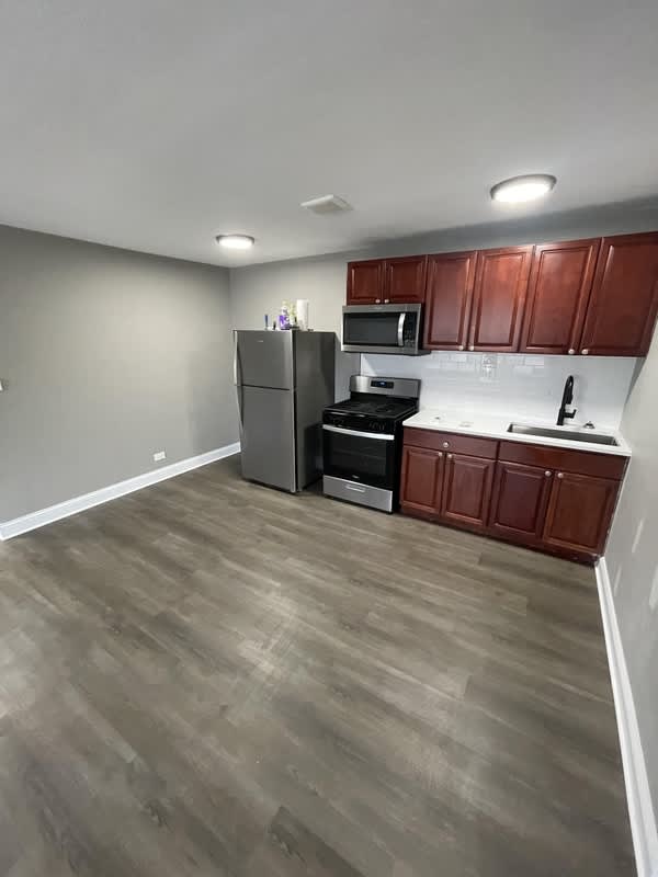5 North Dryden Place – photo 1 of 5