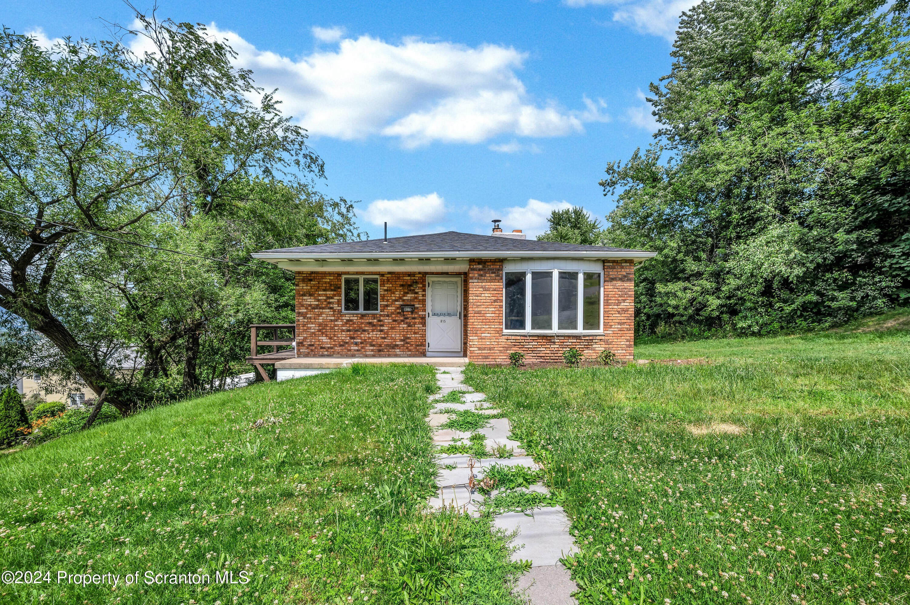 815 Fig Street – photo 1