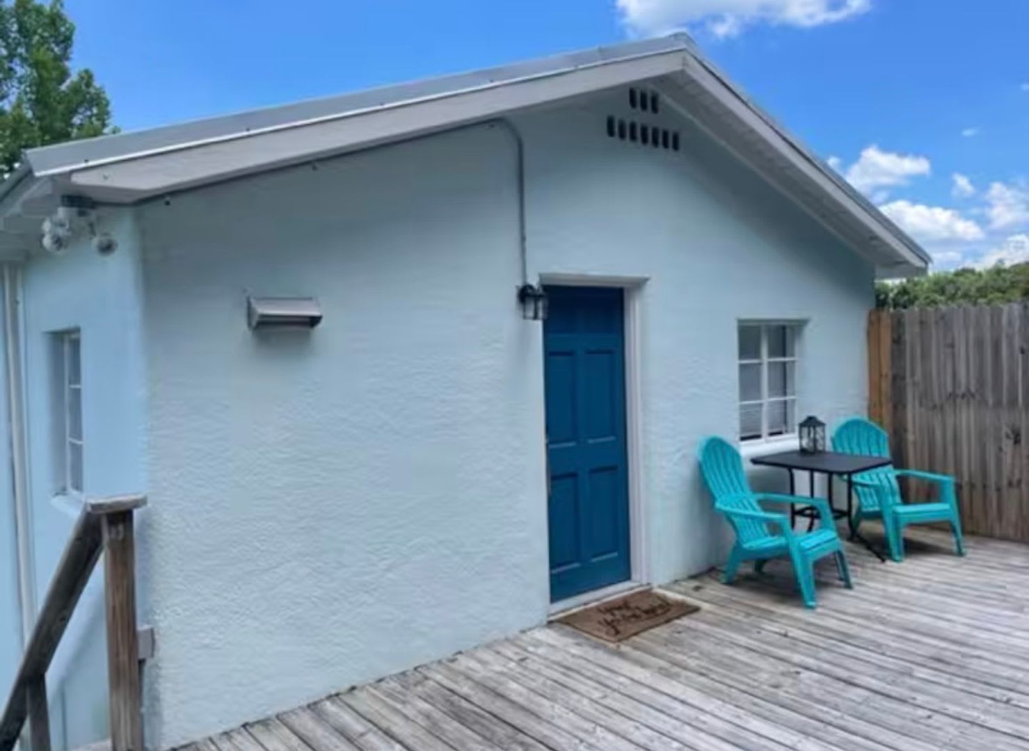 1 Bedroom, 1 Bath Furnished Apartment in Branford – photo 1 of 12