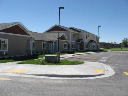 Lakeview – photo 1 of 7