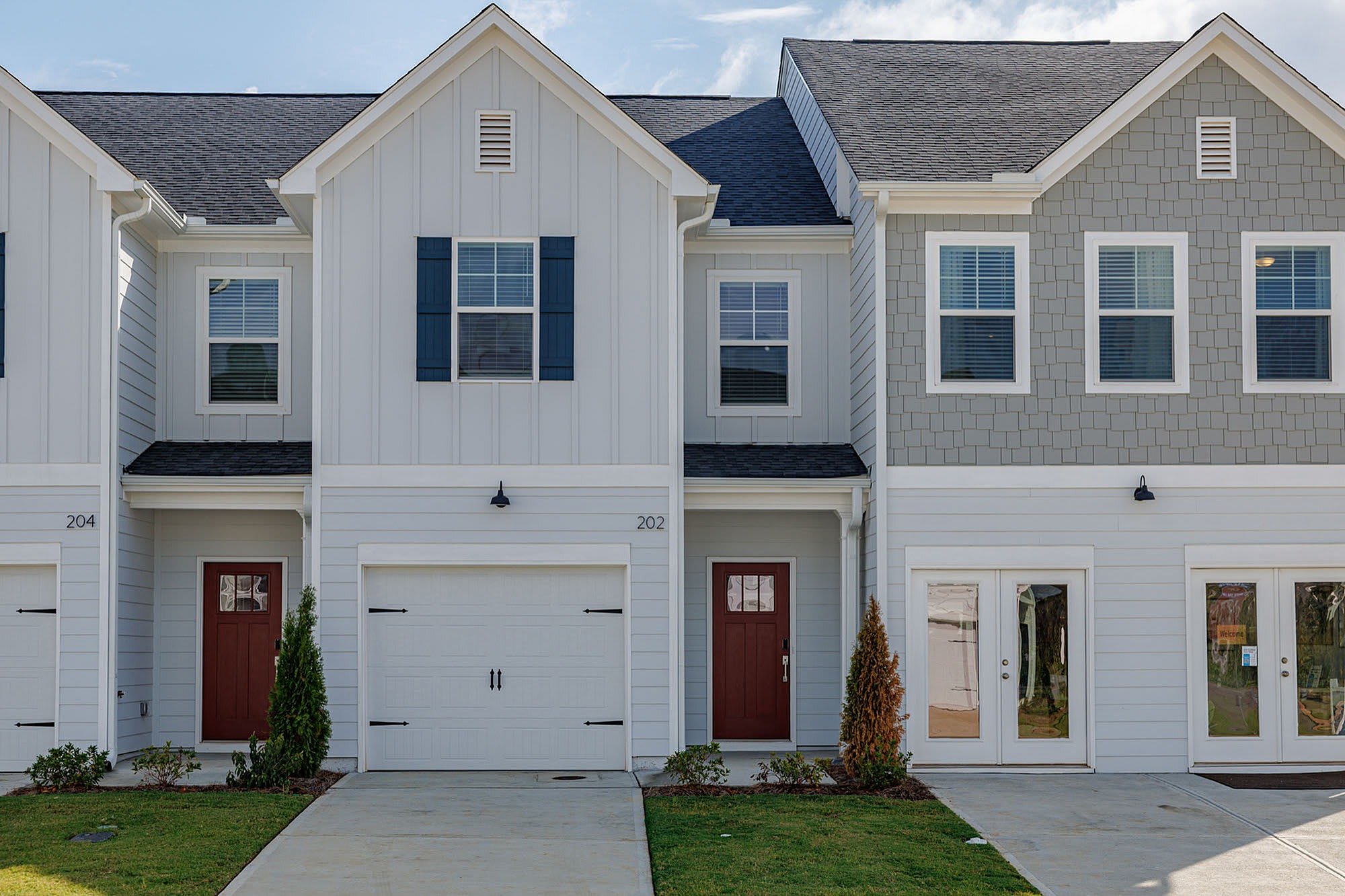 Kendall At Gilreath Townhomes For Rent – photo 1 of 334