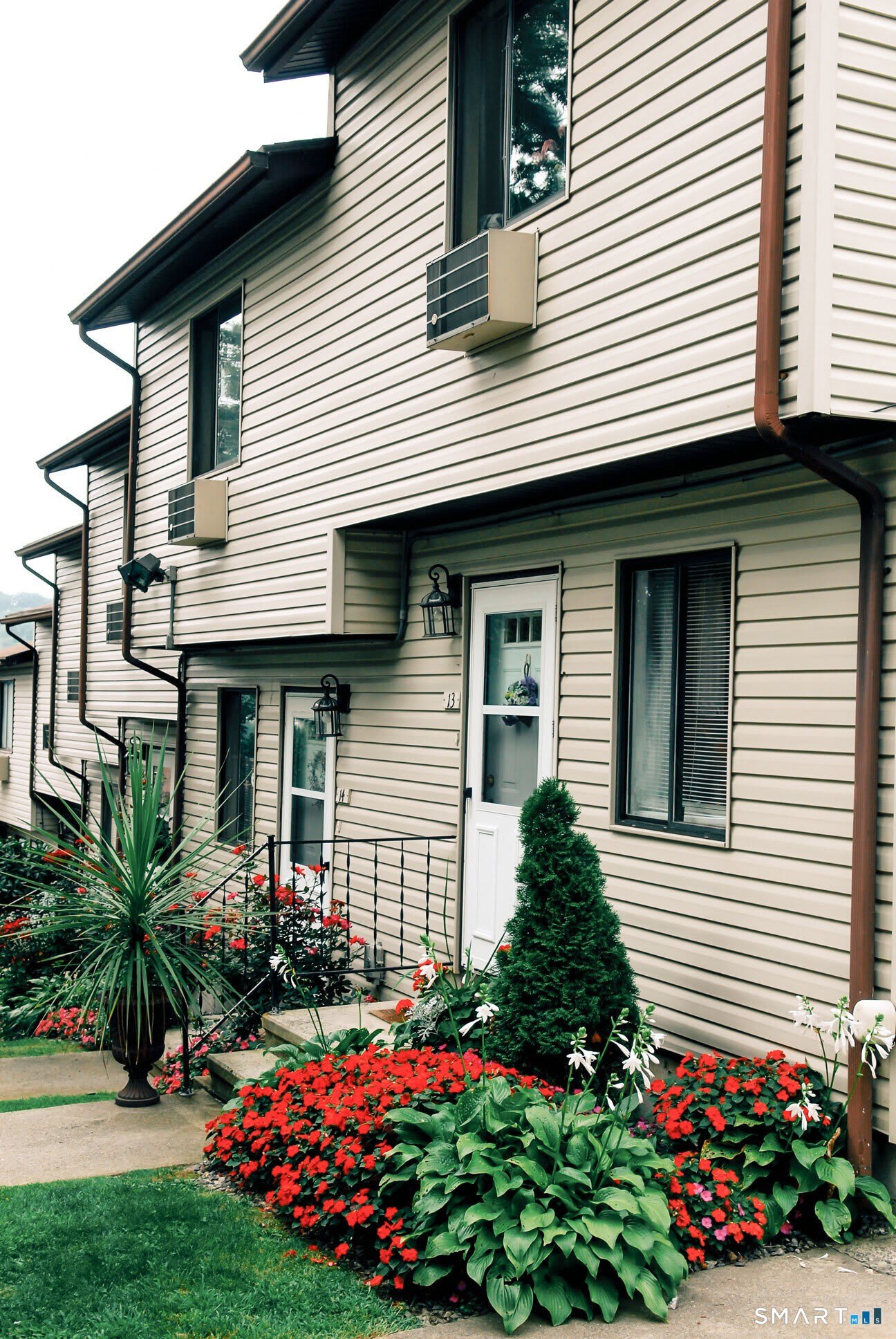 13 Santangelo Terrace – photo 1 of 48
