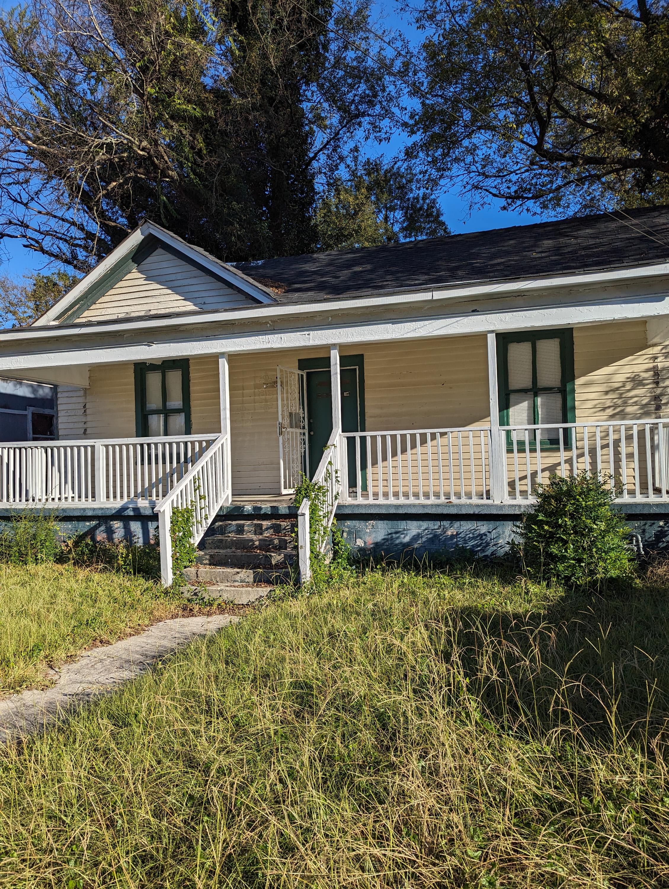 645 Rutherford Avenue – photo 1