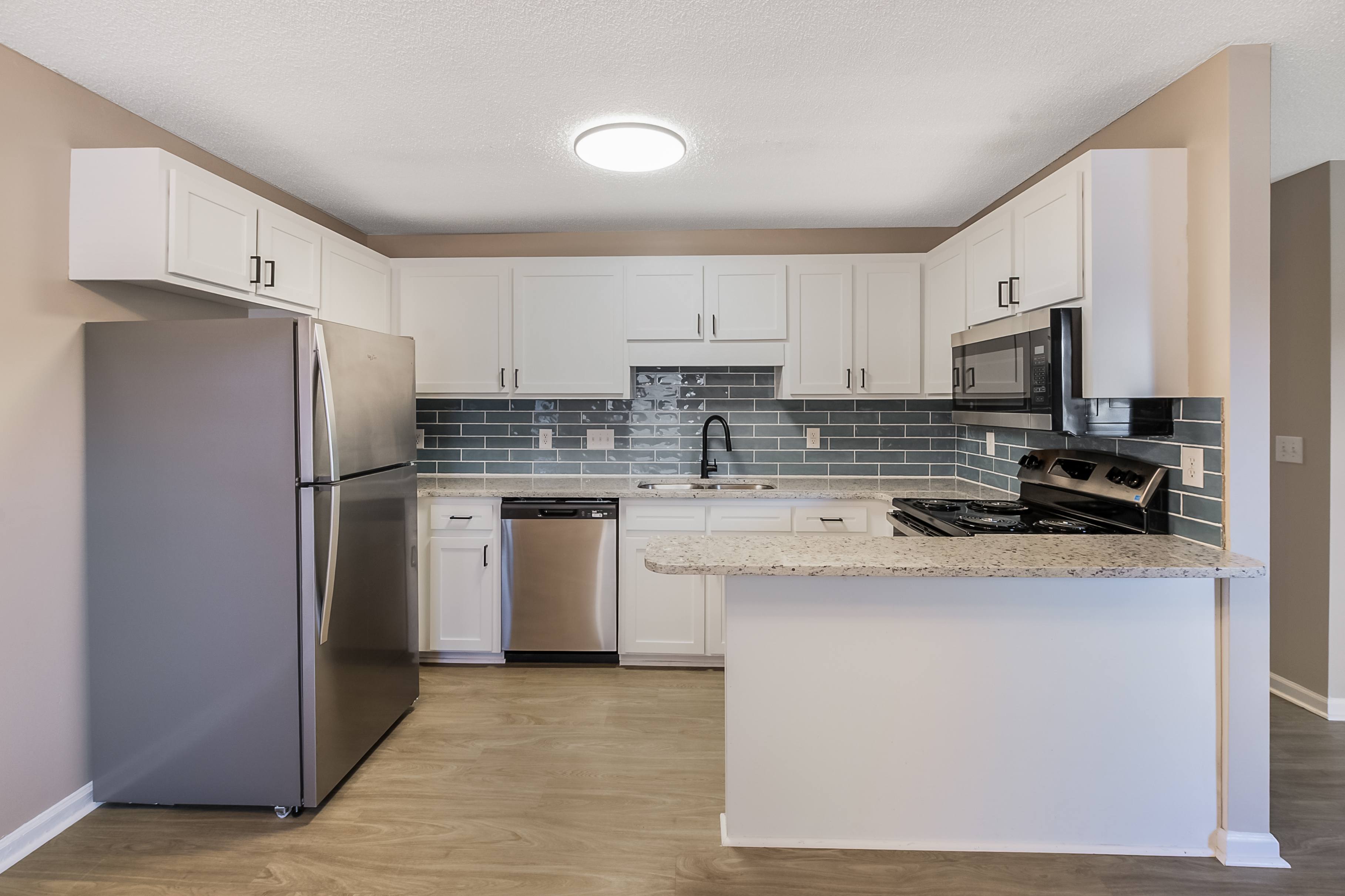 Spring Lakes Apartments – photo 1