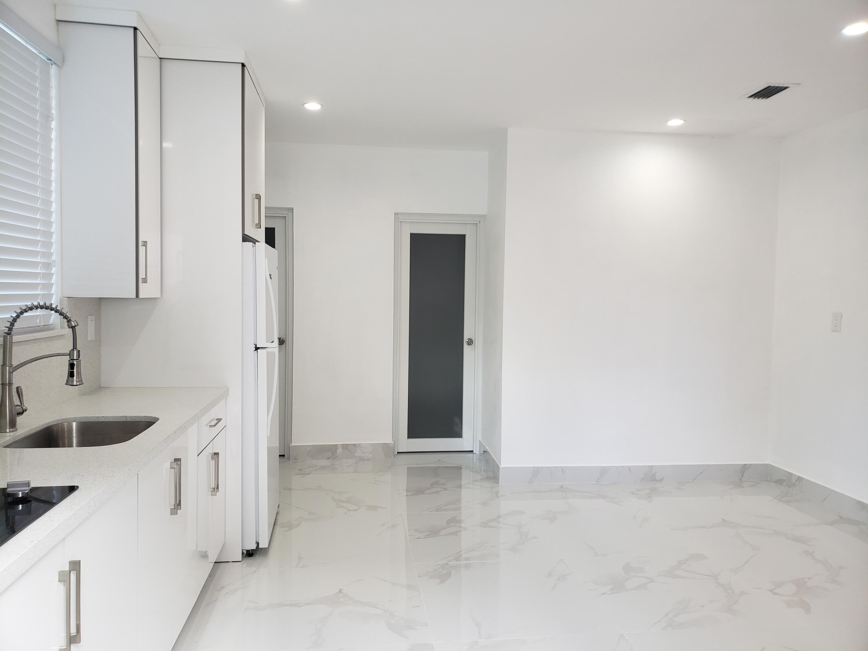 169 Corrine Place – photo 1 of 6