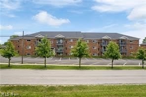 624-664 Highland Drive – photo 1 of 22