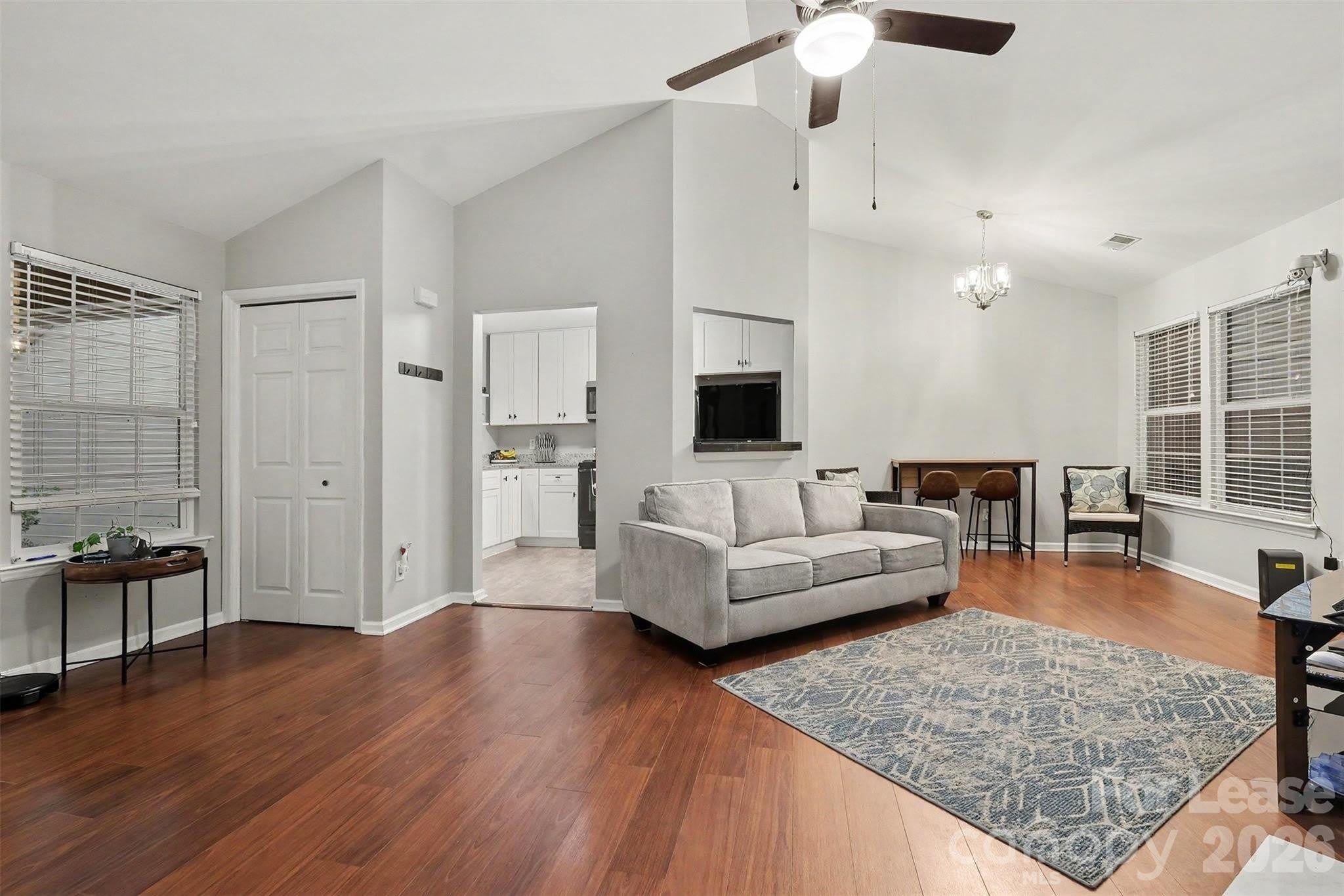6121 GRAY GATE Lane – photo 1