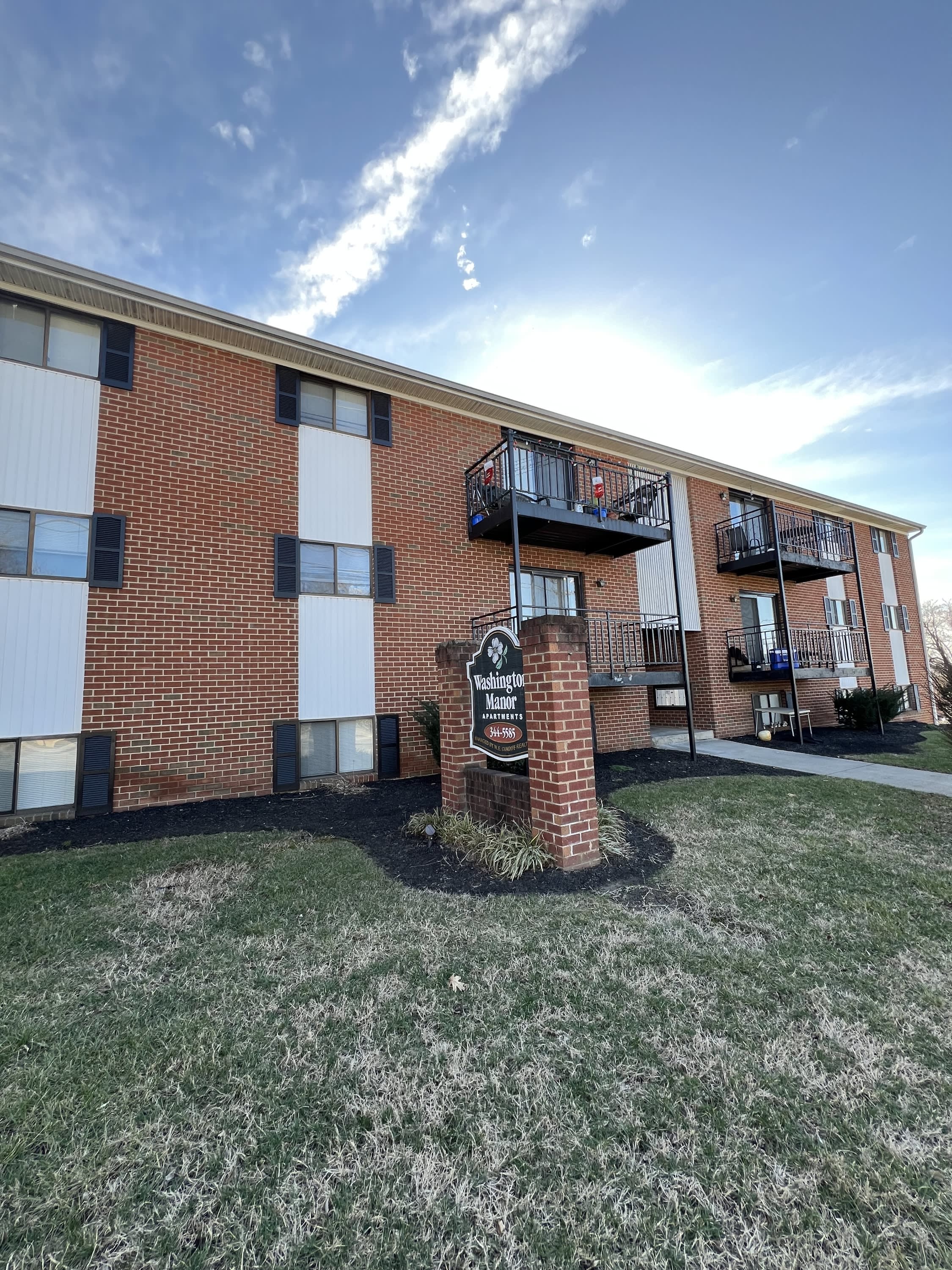 851 E Washington Ave Apt A-5
