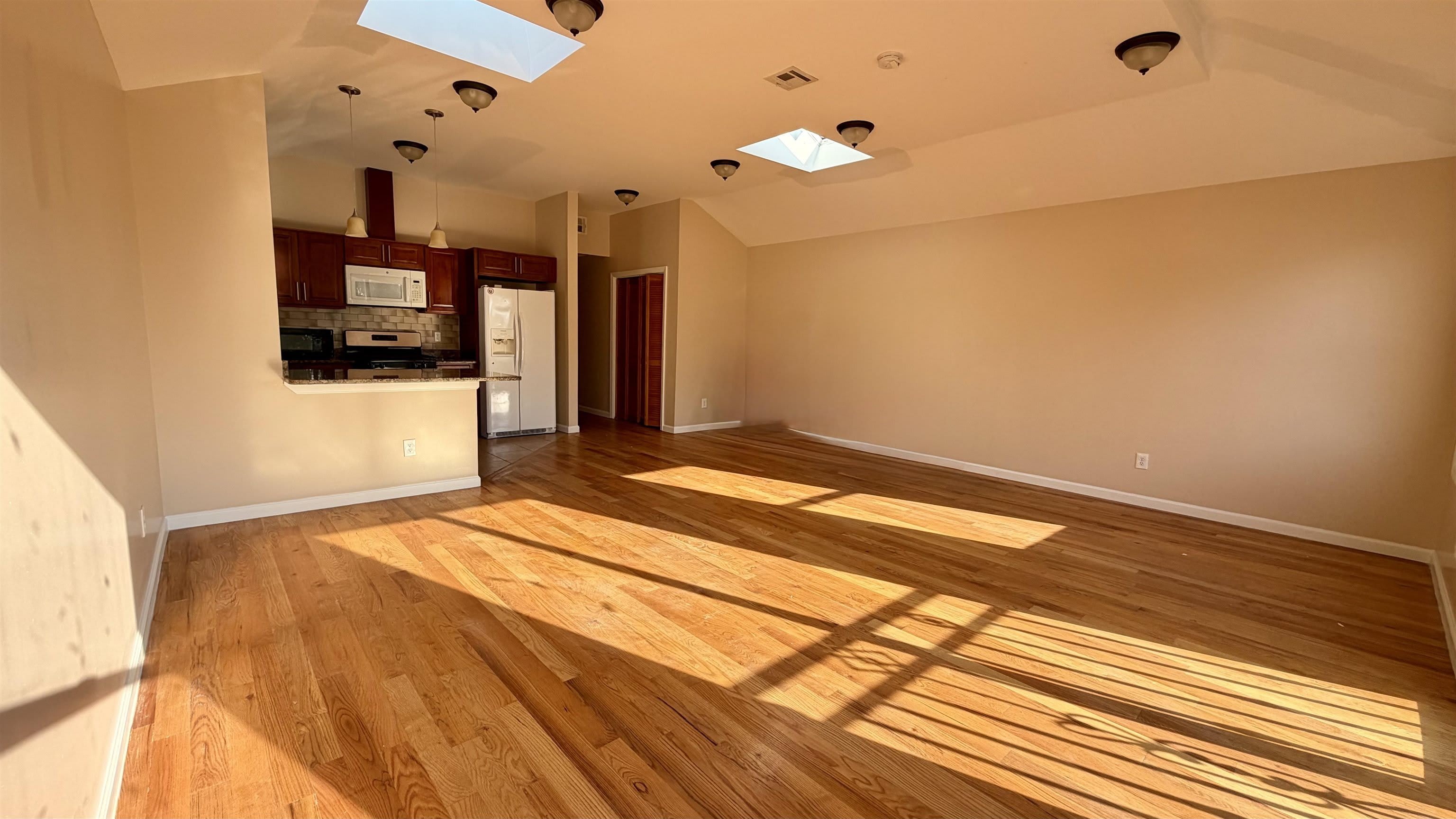 54 TERRACE AVE – photo 1 of 12