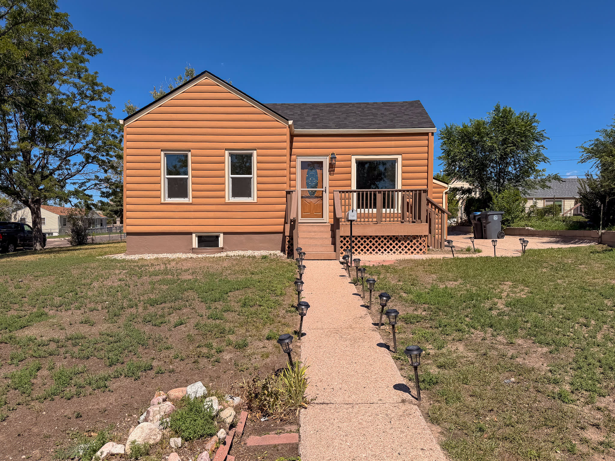 1400 East 18th Street – photo 1