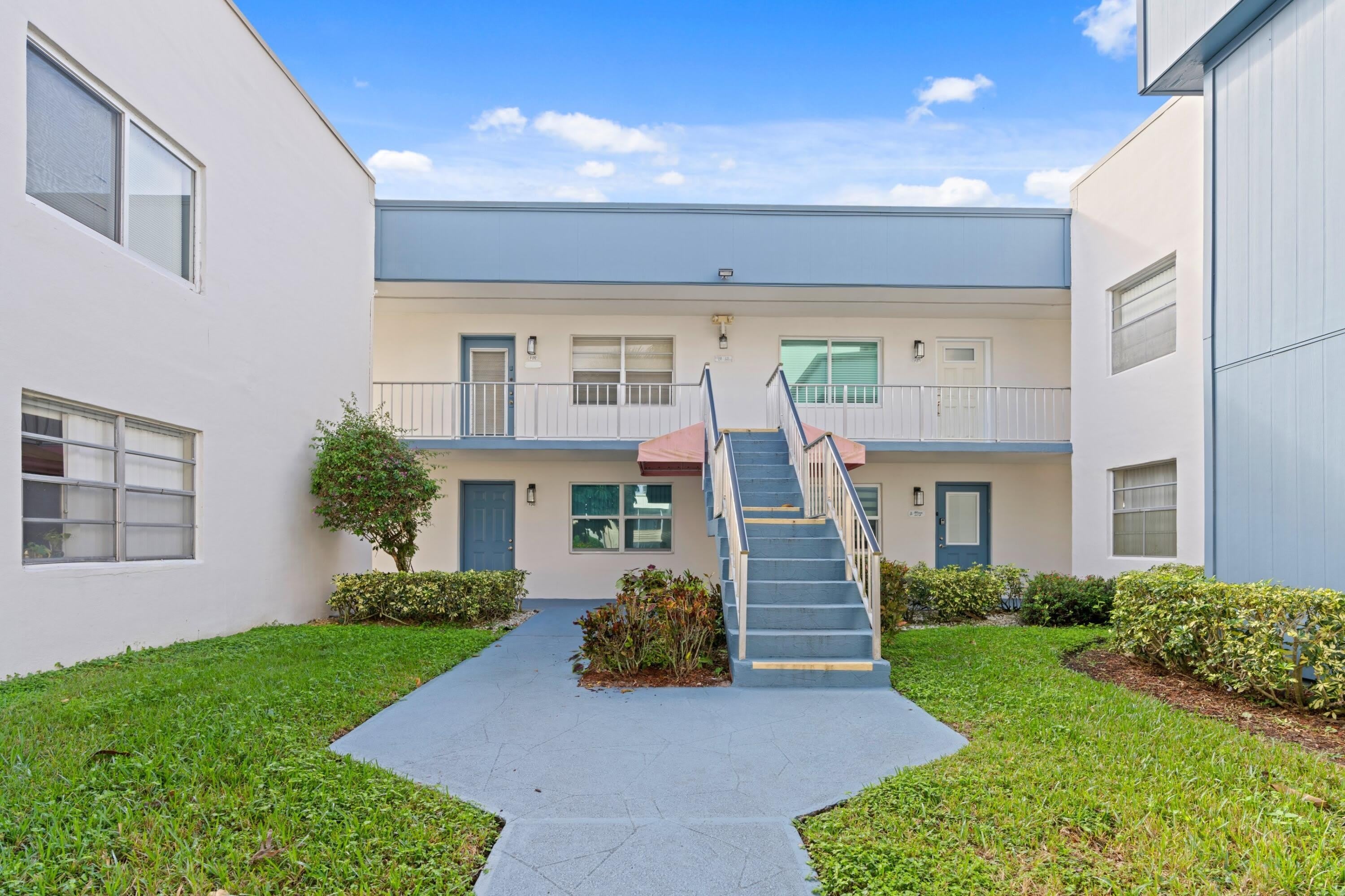 246 NORMANDY Lane – photo 1