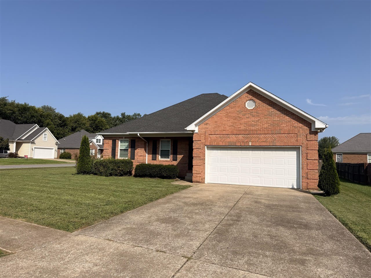 1304 Primrose Court – photo 1