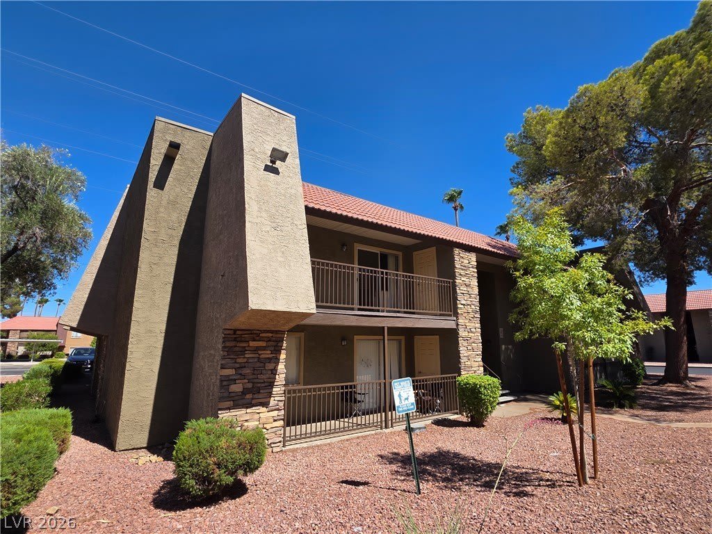 5134 River Glen Drive – photo 1