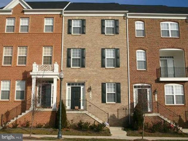 715 HIDDEN MARSH Street – photo 1