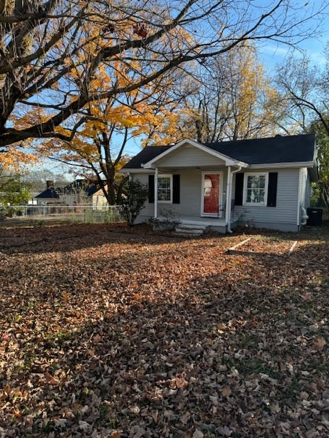 207 Lutie Street – photo 1