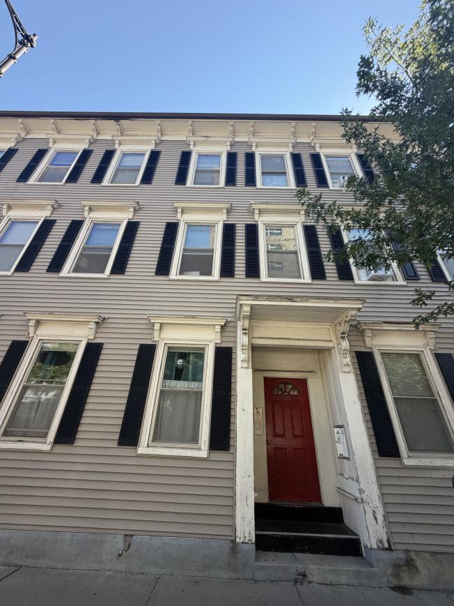 1204 Cambridge St. – photo 1