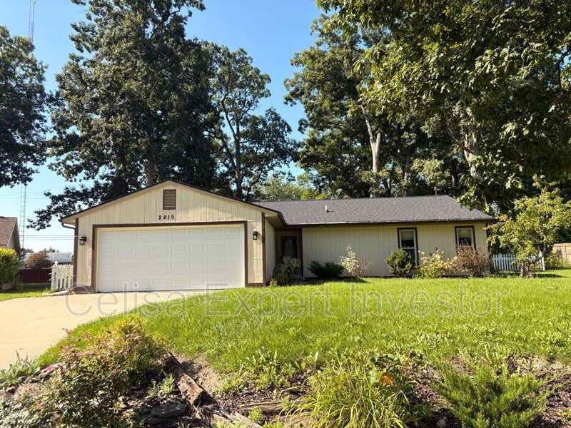 2819 Autumn Leaf Lane – photo 1