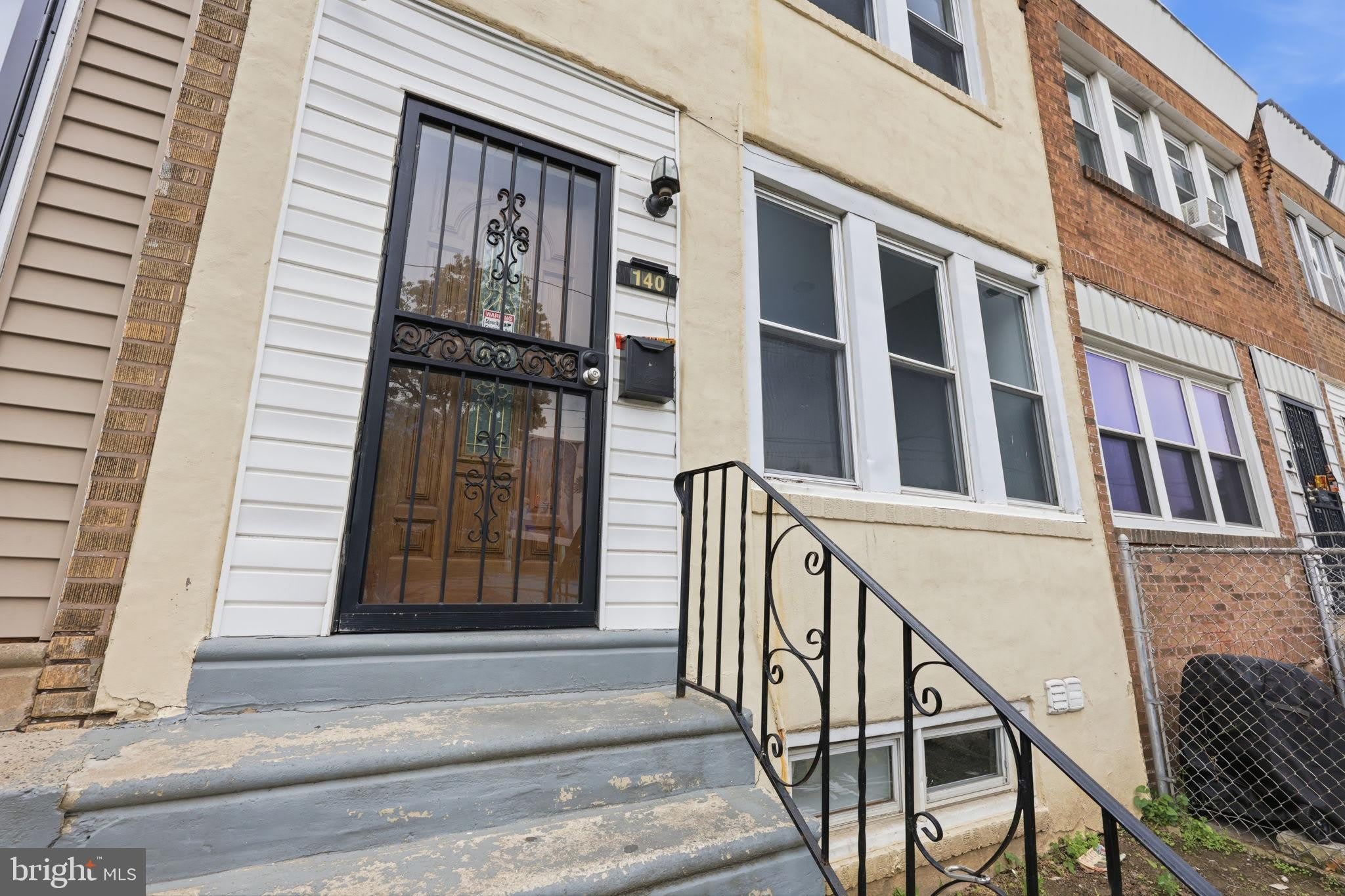 140 W Ashdale Street – photo 1