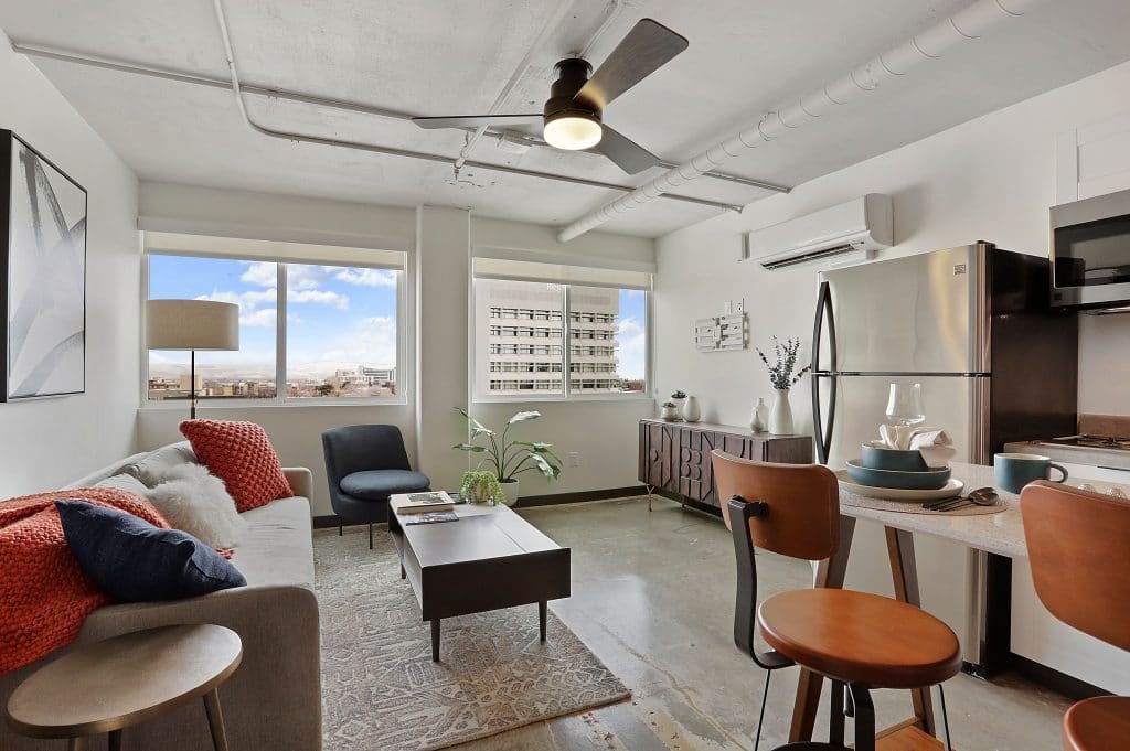 Loft 205 – photo 1
