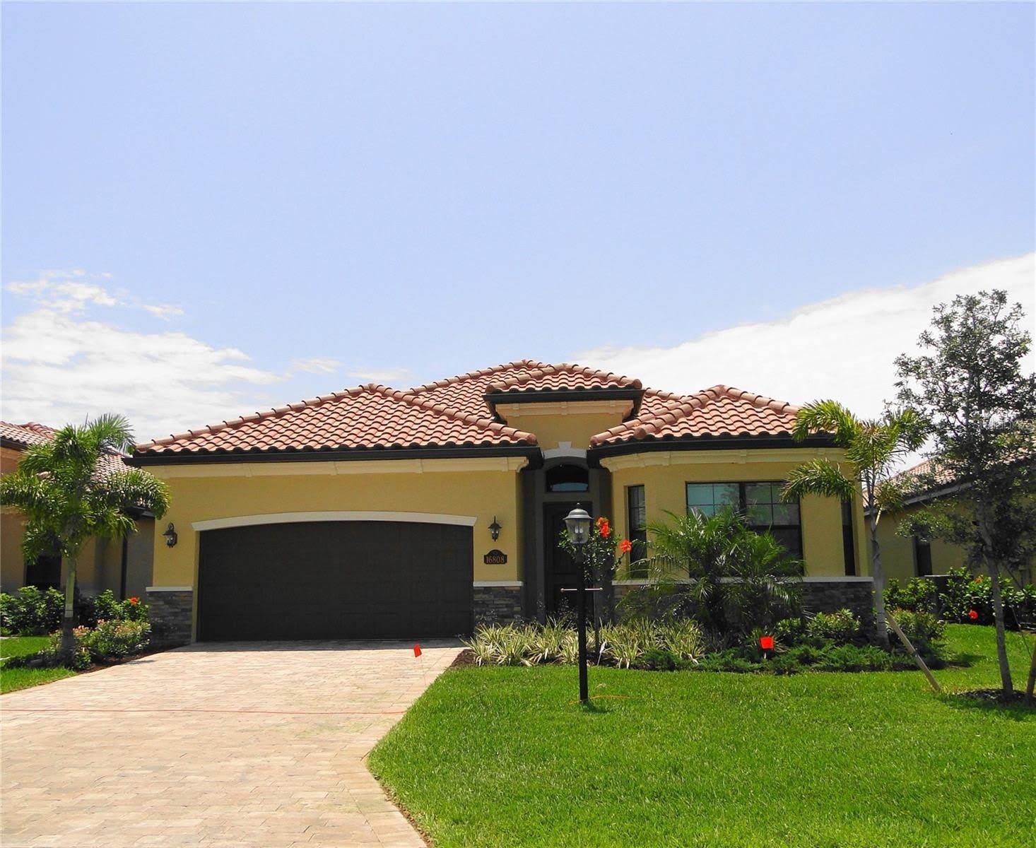 16808 BWANA Place – photo 1