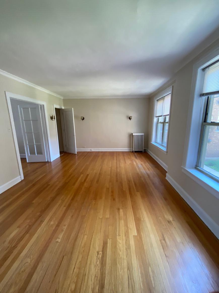 909 Elmwood – photo 1