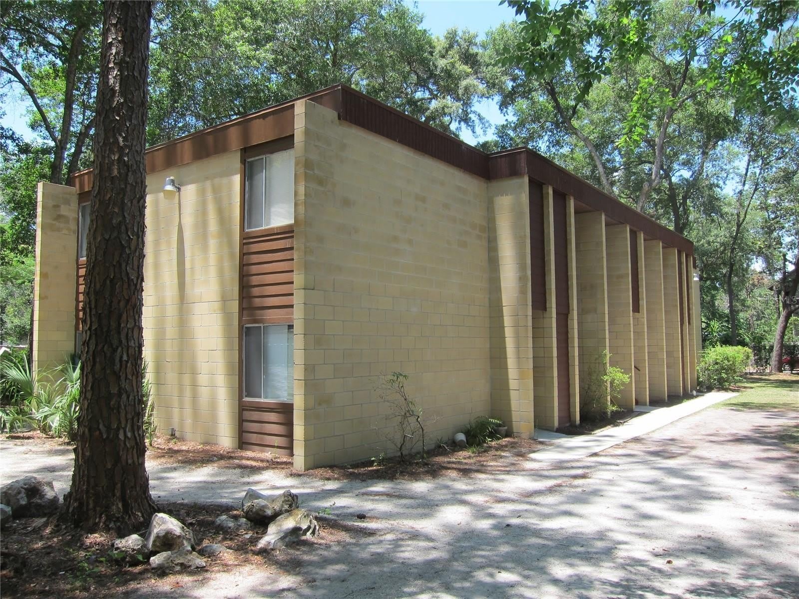 300 Nw 20Th Avenue – photo 1