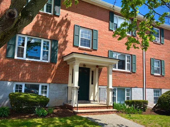 7 Harris Circle – photo 1 of 85