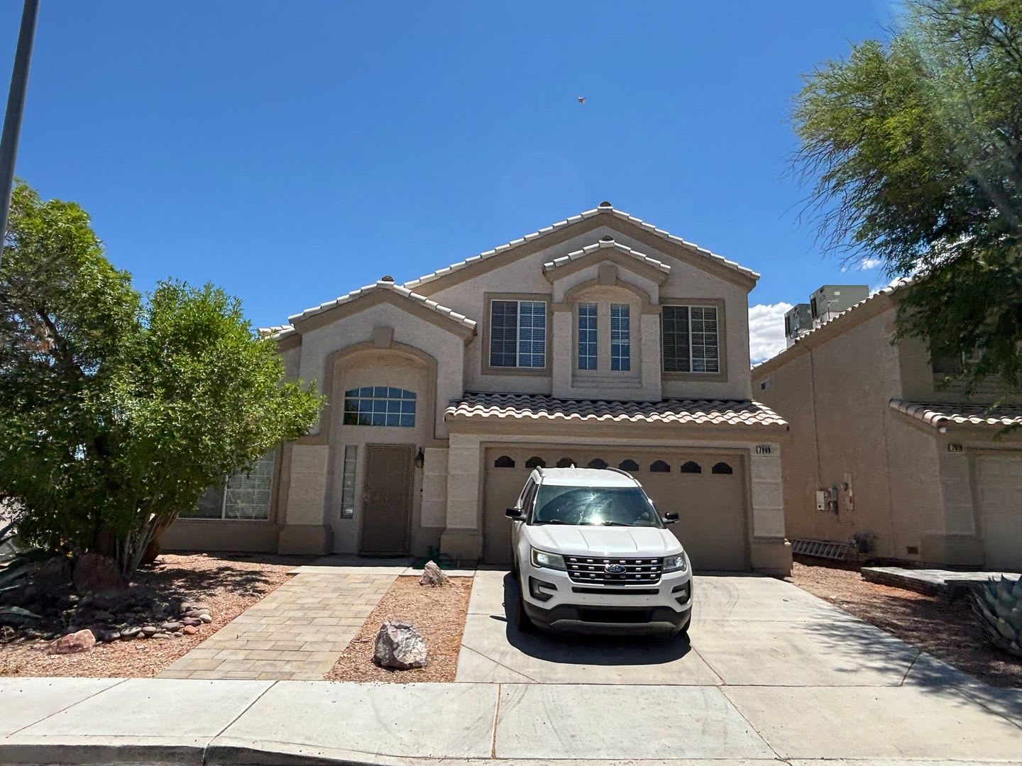 Beautiful 3-Bedroom, 2.5-Bath Home with Spacious Loft & Private Spa Backyard – photo 1