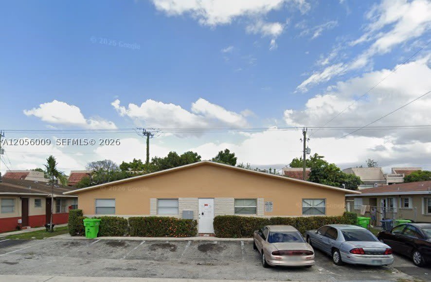 1860 Nw 58 Ter – photo 1
