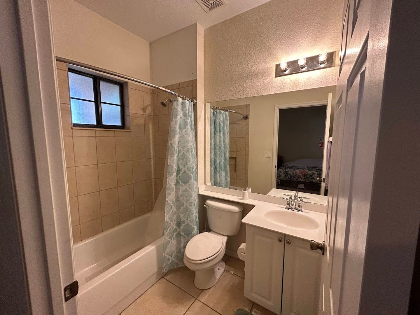 Resort Sytle Home – photo 1