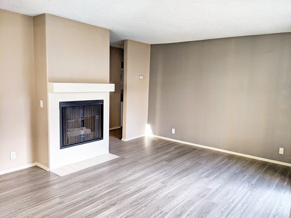 Westbrook Apartments – photo 1