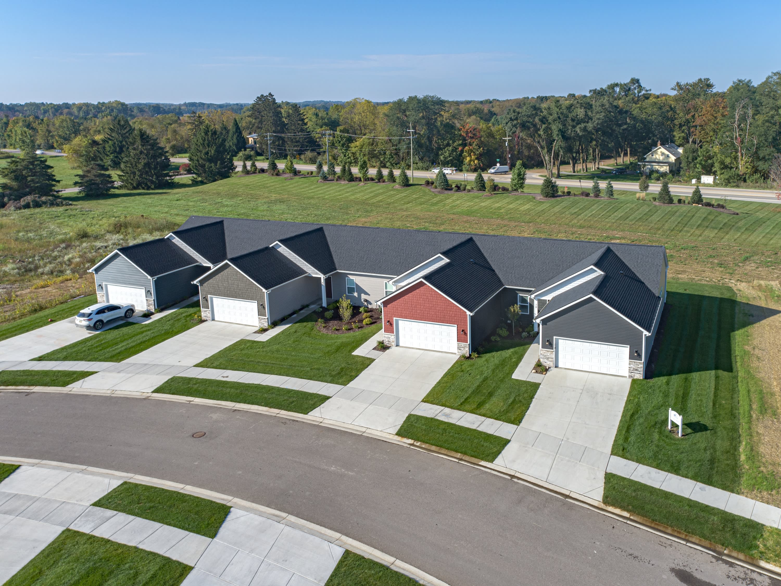 10 Percy Drive – photo 1 of 16