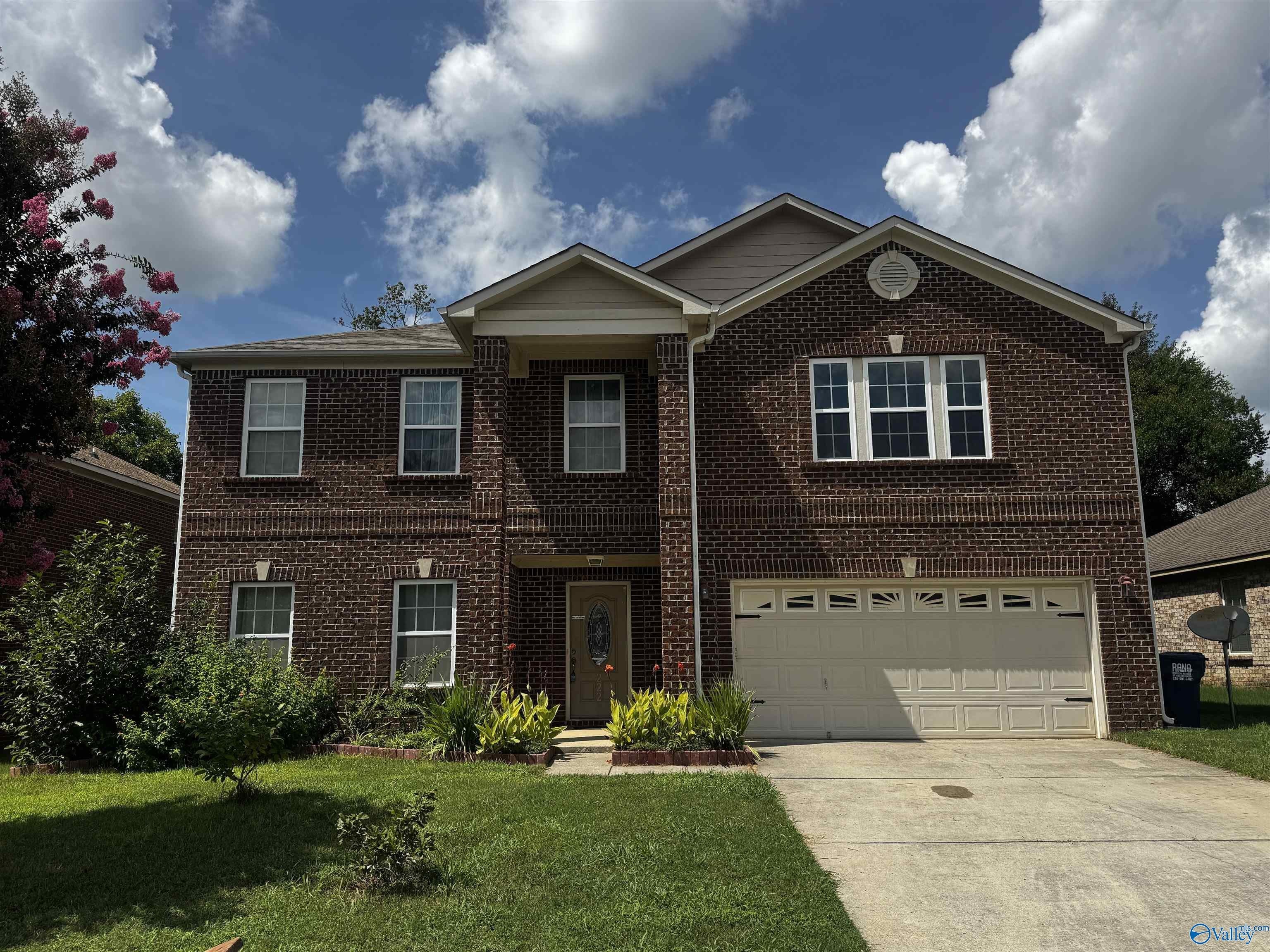 222 Ivyleaf Drive – photo 1