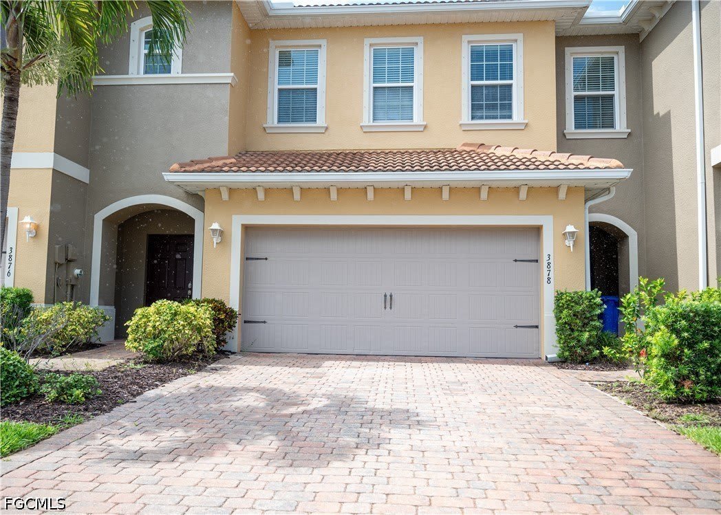 3878 Burrfield Street – photo 1