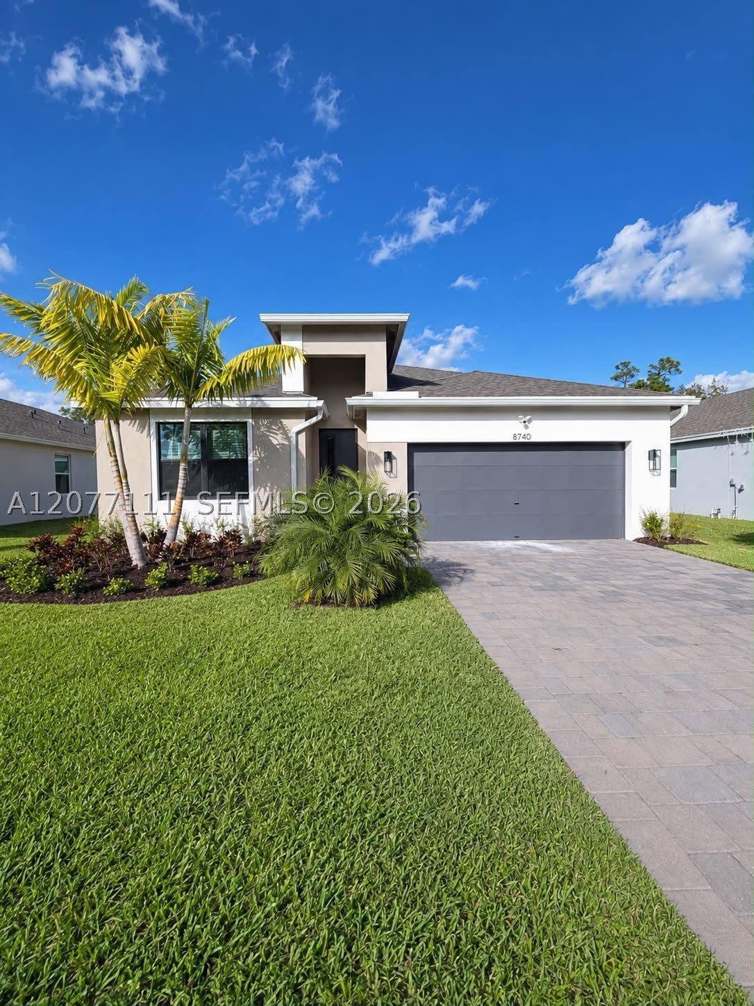 8740 SW Kanner Oaks Dr – photo 1