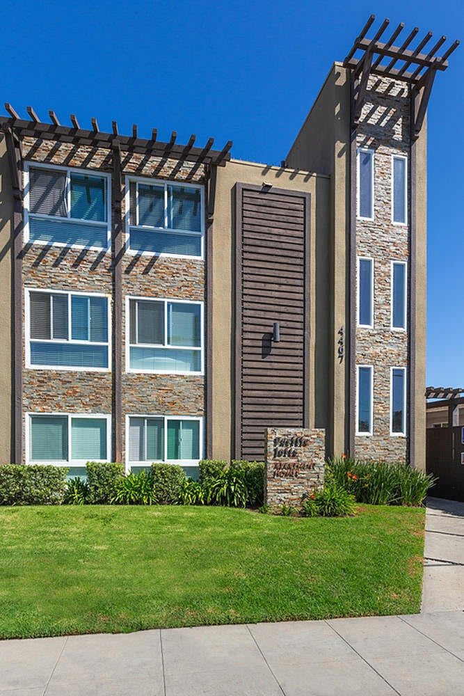 Elan Pacific Lofts – photo 1
