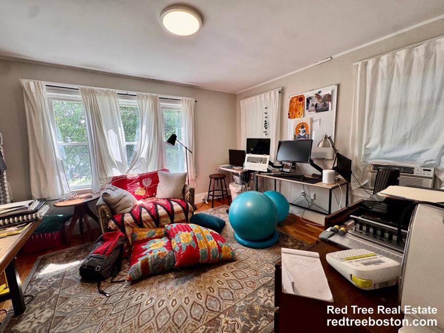 89 Burget Ave – photo 1