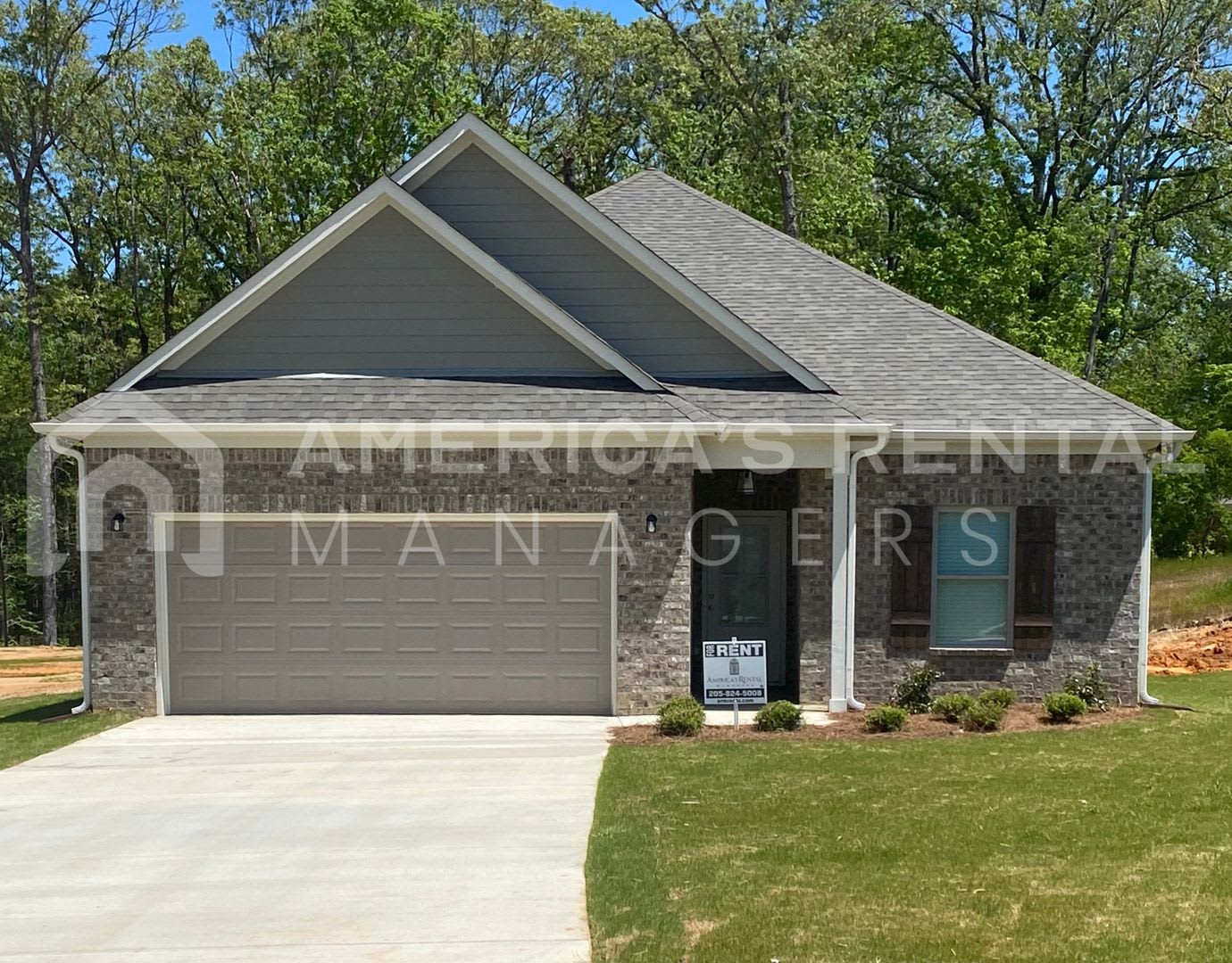 Home for Rent in Jemison, AL... Available to View Now!!! – photo 1 of 32