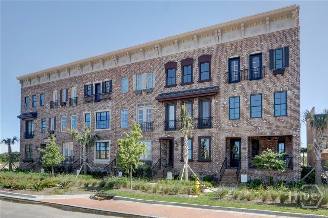 421 Port Street – photo 1