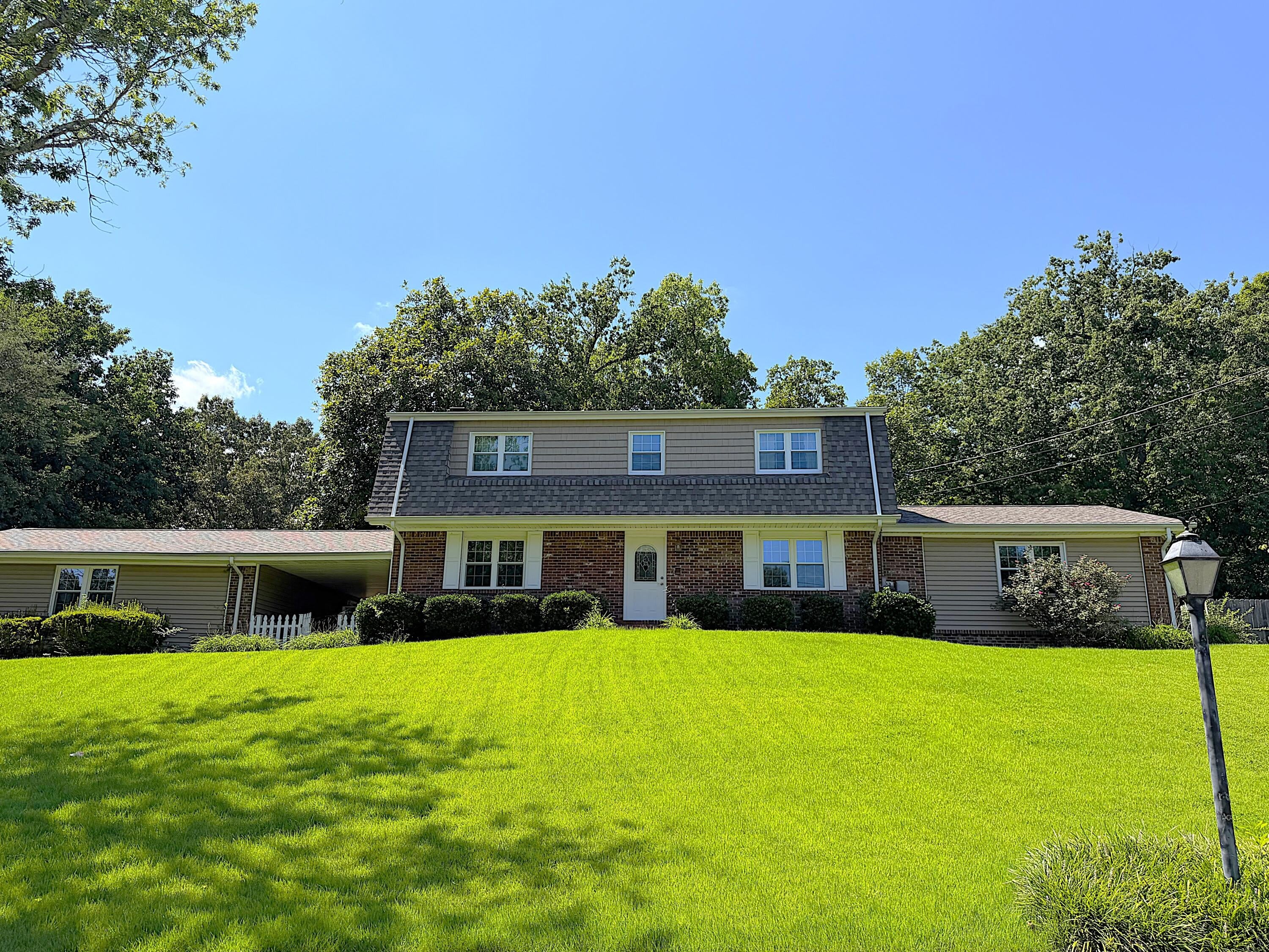 8693 Arbutus Drive – photo 1 of 39