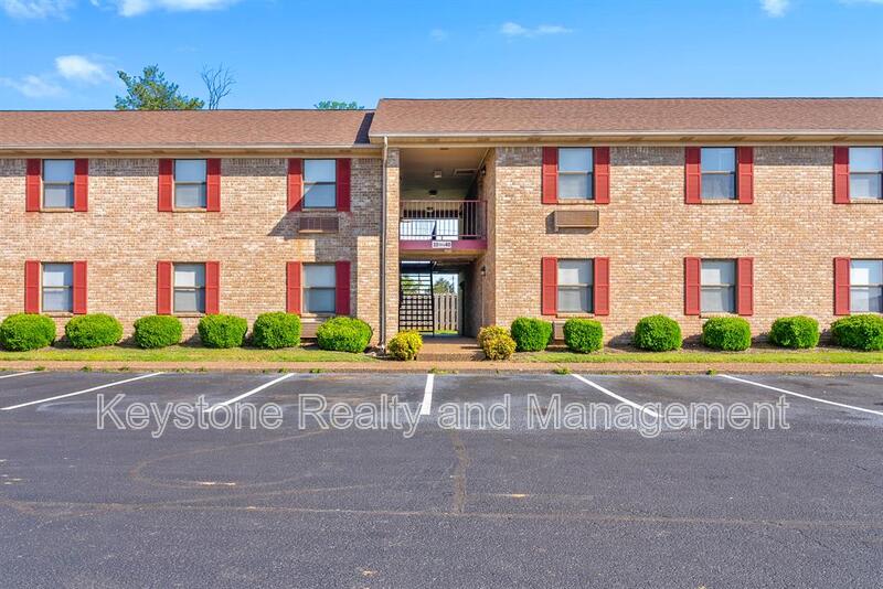 100 Laurel Cove Drive – photo 1 of 14