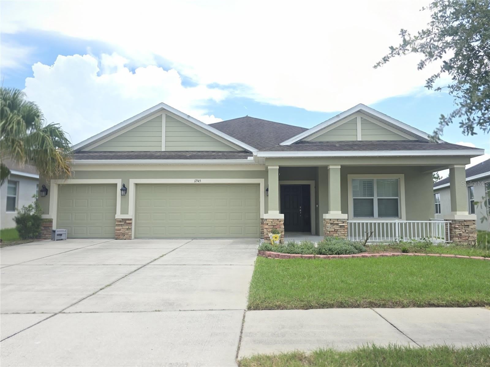 17545 BUCKINGHAM GARDEN Drive – photo 1