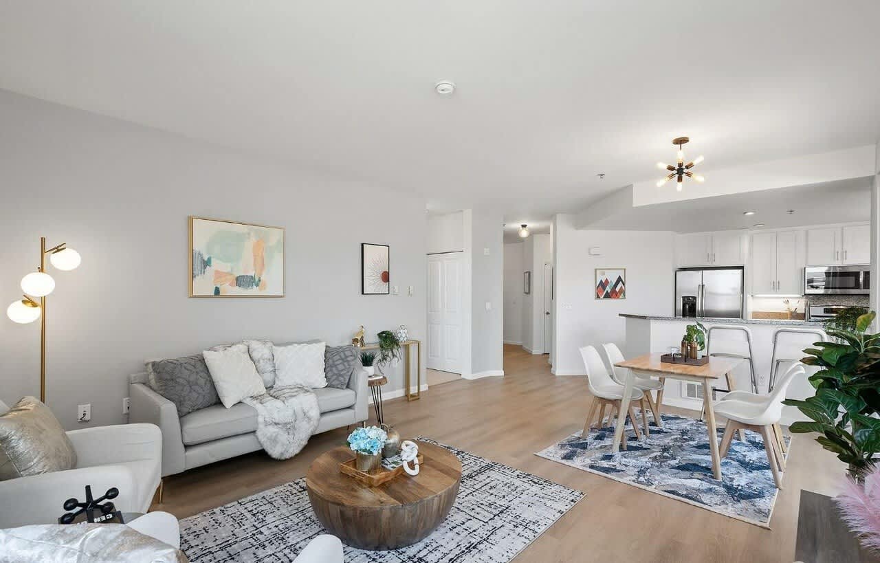 501 Crescent Way – photo 1
