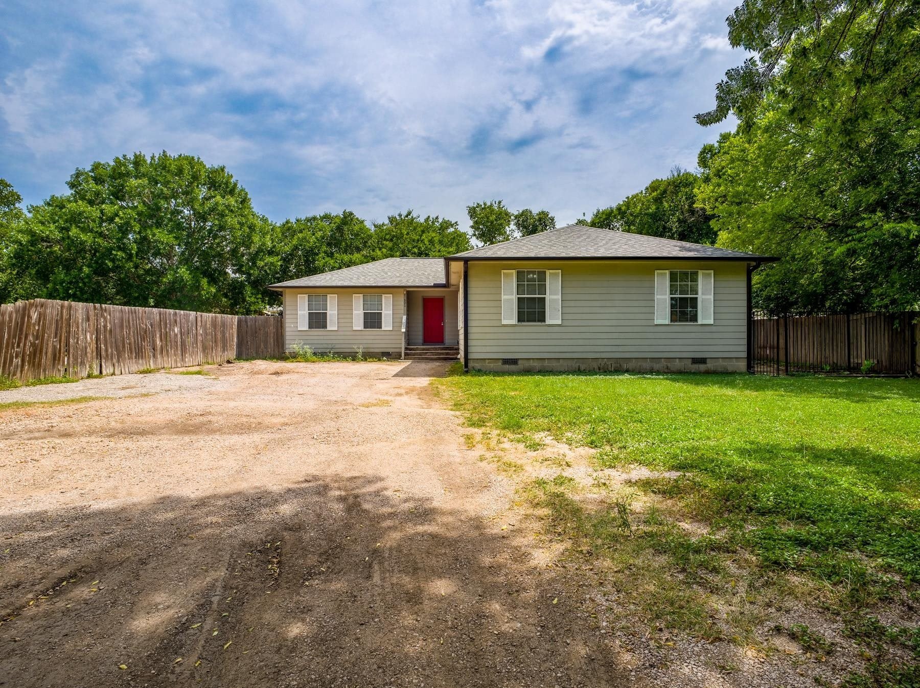 601 E Marble – photo 1 of 29