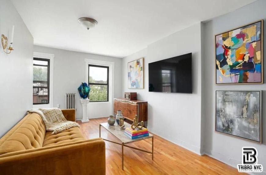 626 Willoughby Ave – photo 1