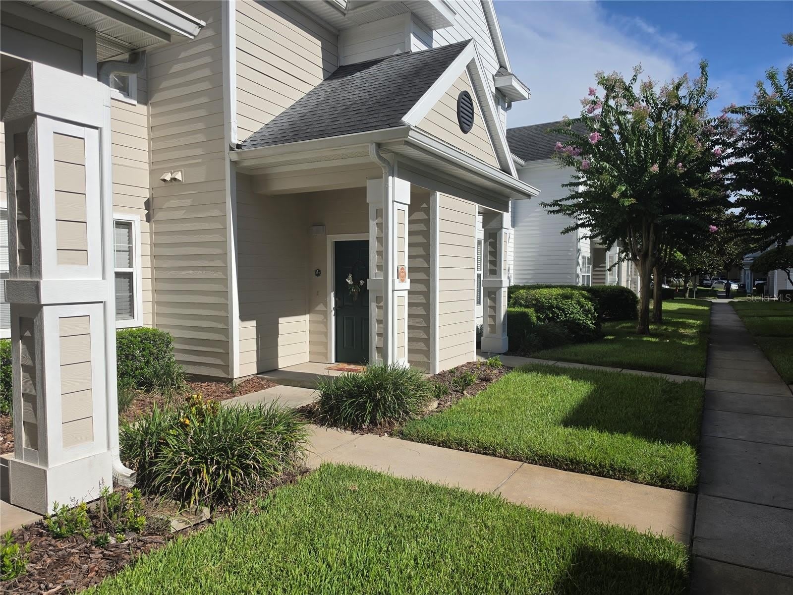 1300 EASTERN PECAN Place – photo 1
